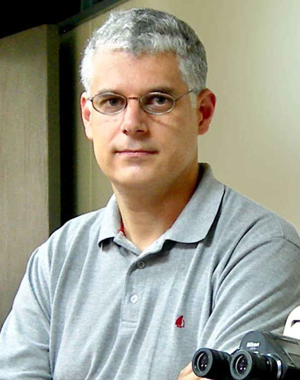 Dr. Jorge
                Ramos